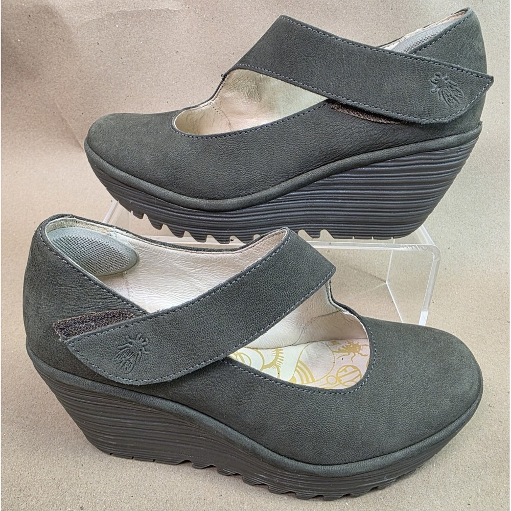 Fly London (Sz 37 US 6.5-7) Yasi Womens Olive Green Suede Wedge Mary Jane Shoes
